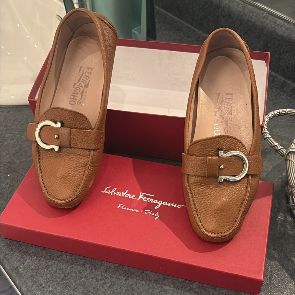 Authentic Salvatore Ferragamo Tan Leather Loafers with Buckle